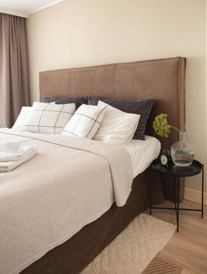 Central Point By Zoom Apartments บราติสลาวา ภายนอก รูปภาพ