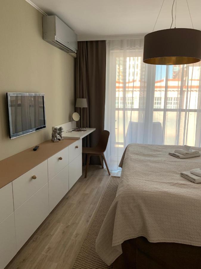 Central Point By Zoom Apartments บราติสลาวา ภายนอก รูปภาพ